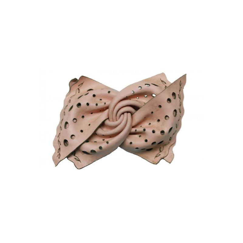 Broche 243