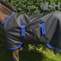 Manta Amigo Ripstop 900D Foal Potrillo Exterior Medium (200G)
