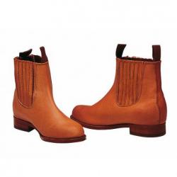 BOTIN DE BECERRO TIRAS SUELA CUERO Variante Marjoman 35